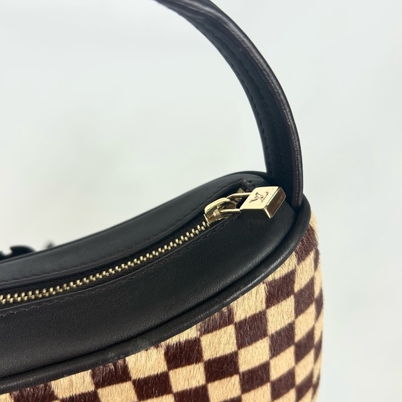 Louis Vuitton Handbag SOLD - Picture 2 of 4